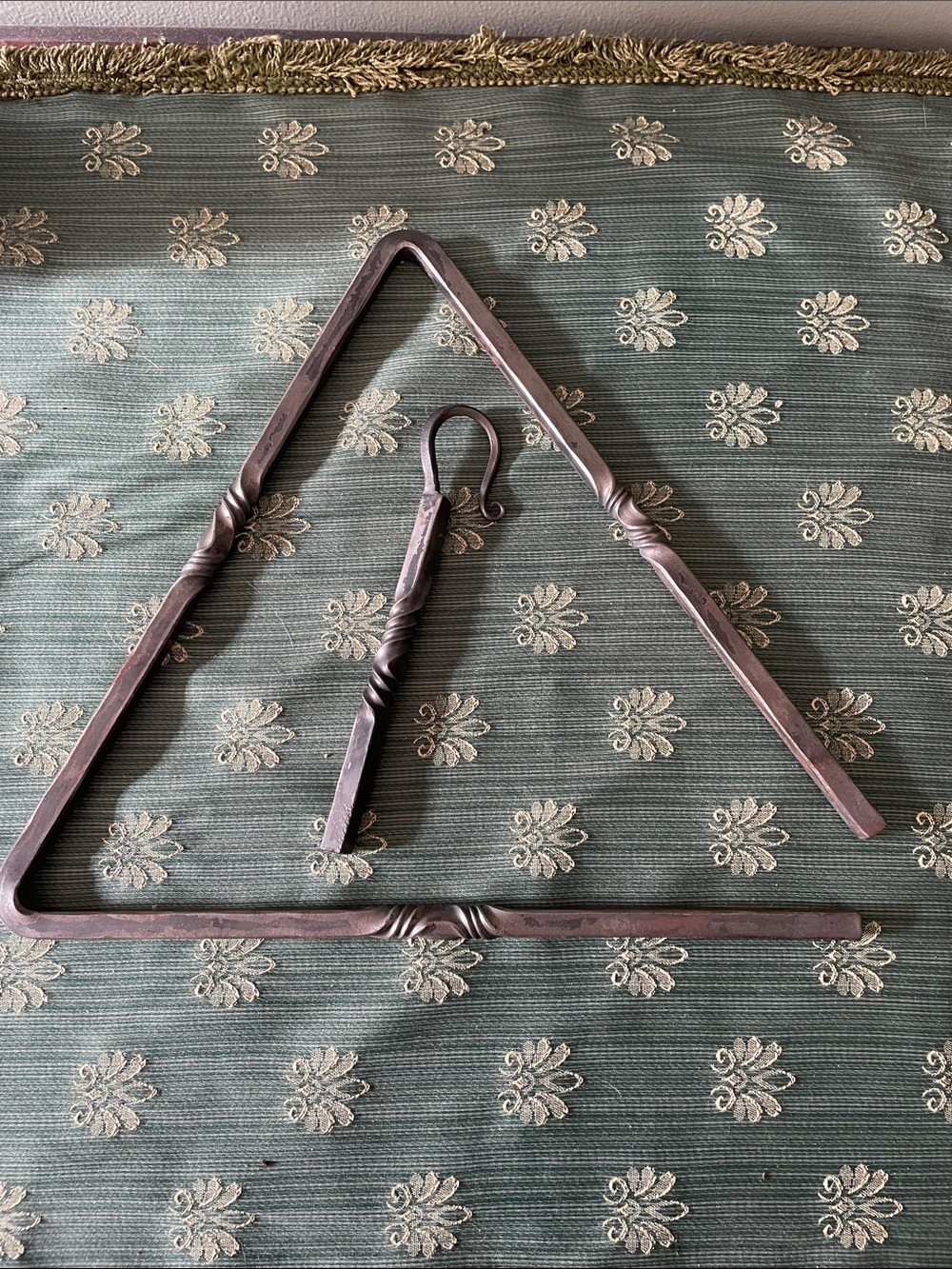 Wrought Iron Hanging Hand Forged Wrought Iron Dinner Triangle with Clanger